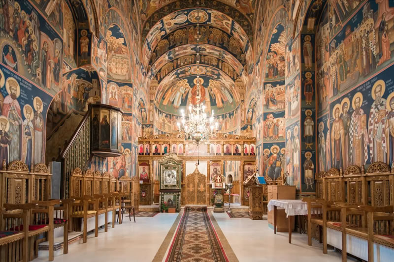 Biserici din Romania, România. Listă cu biserici creștine. Listă cu biserici cunoscute. Biserici ortodoxe. Biserici Catolice.